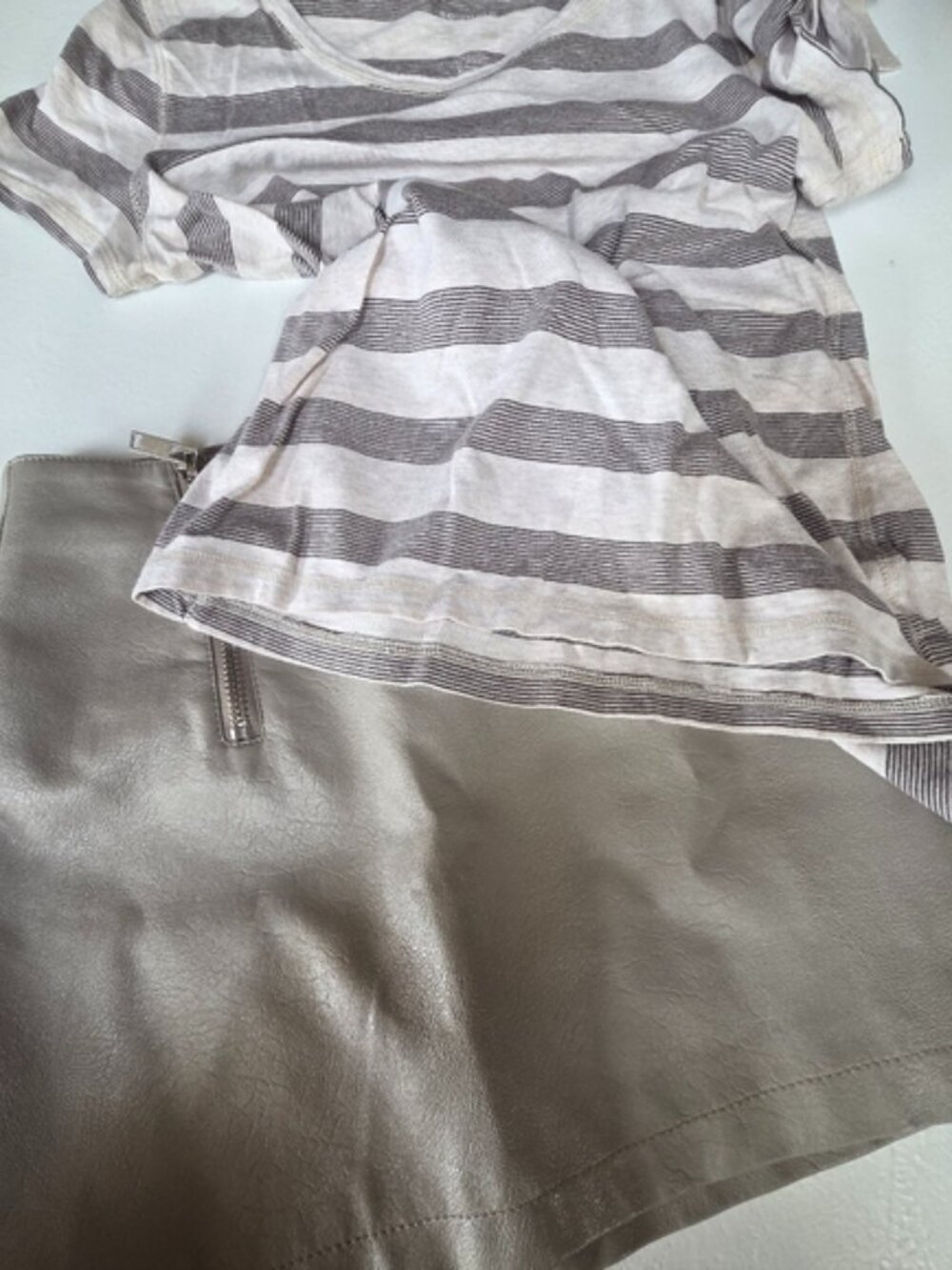 🆓🆓🆓Sonoma Short Sleeve Off-White/Gray Striped M Cotton Tee w/ Rolled Sleeves - Picture 8 of 16